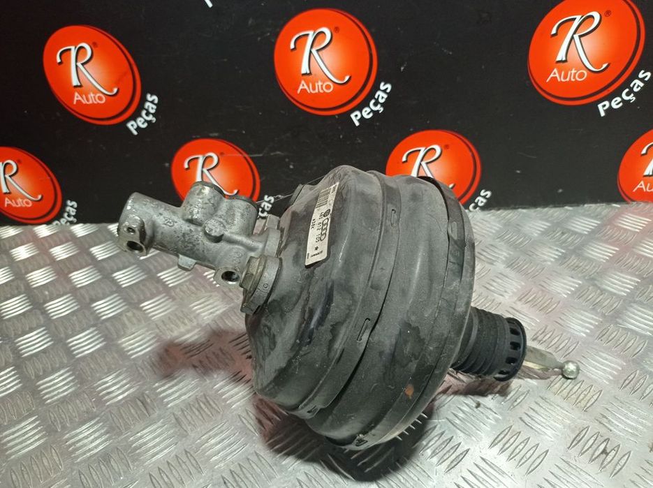 Servofreio Audi A4 Avant (8D5, B5)