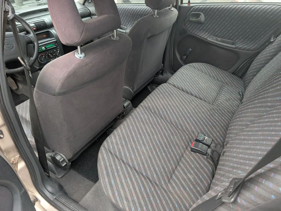 Opel Astra niski przebieg 150.000 km, stan bardzo dobry