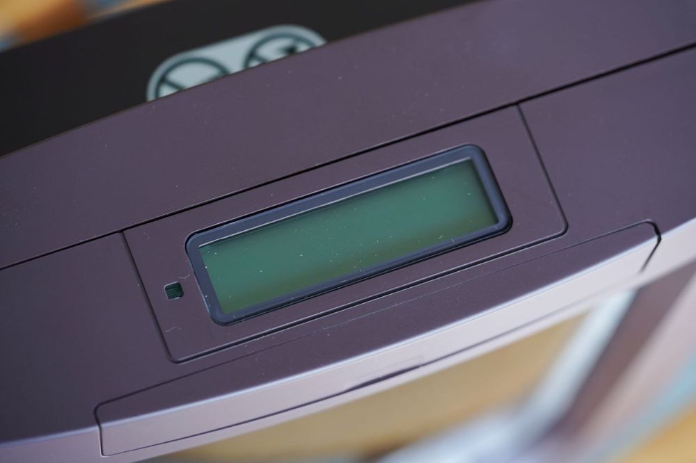 Дверца для кошек с идентификацией по микрочипу — безопасность вашего д