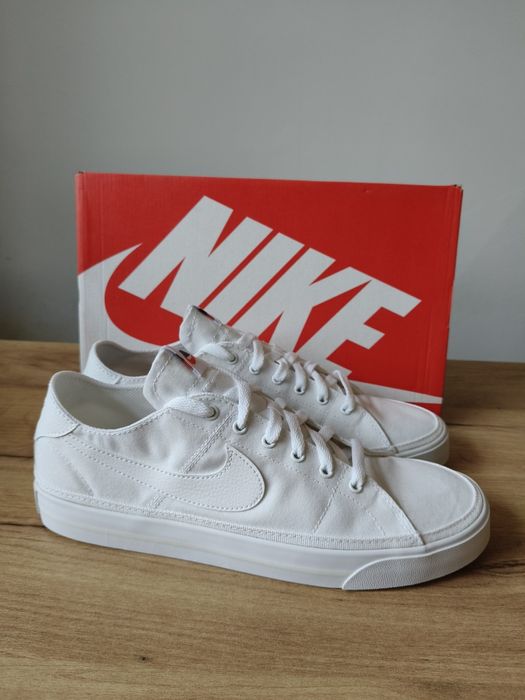 Białe trampki Nike Eu 44.5