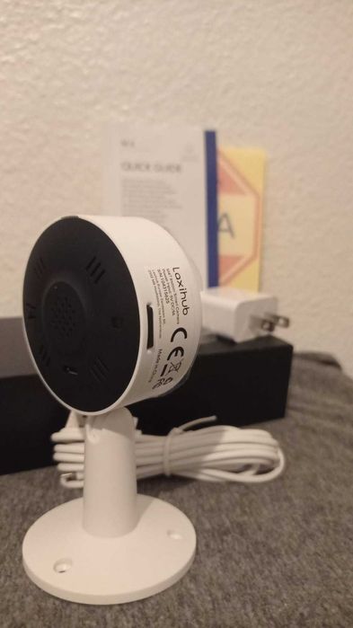 Câmera Wi-Fi Indoor - Laxihub - Nova!!