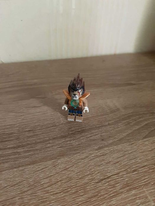 Минифигурки LEGO Legends of Chima
