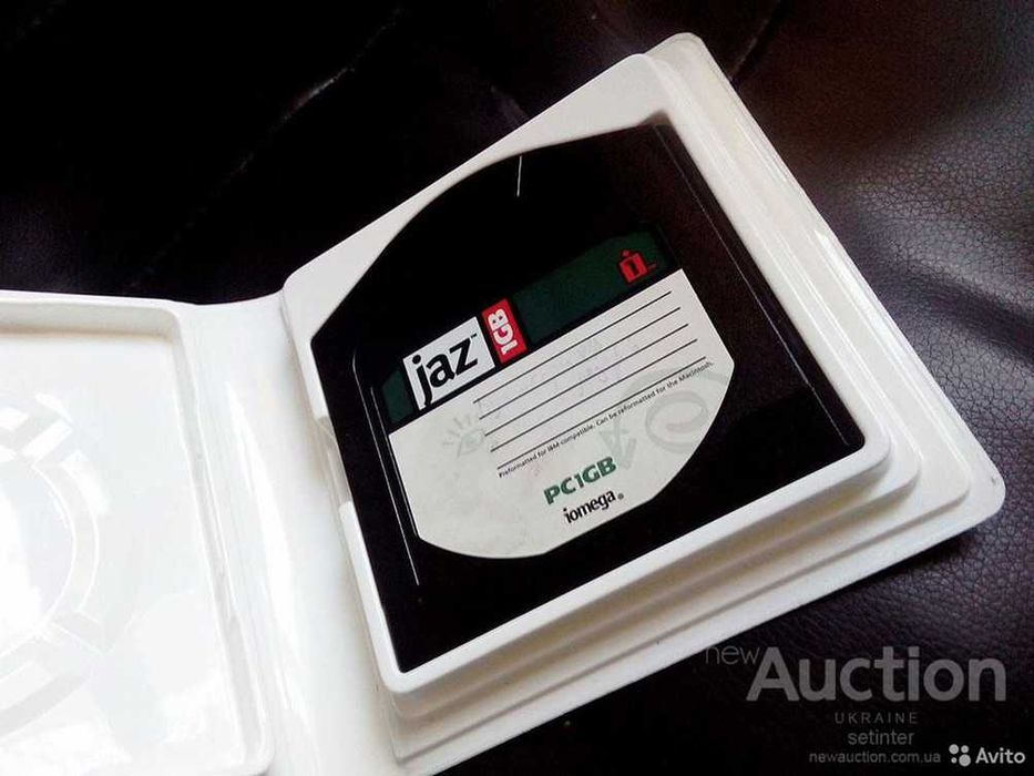 Диск магнитний носитель инф. IOMEGA JAZ 1GB DISK IBM FORMATTED Б/У