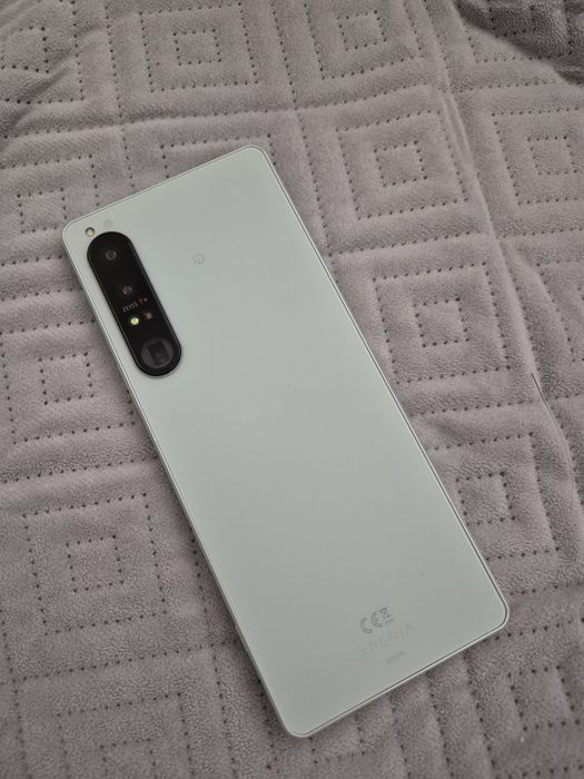 Sony Xperia 1 IV