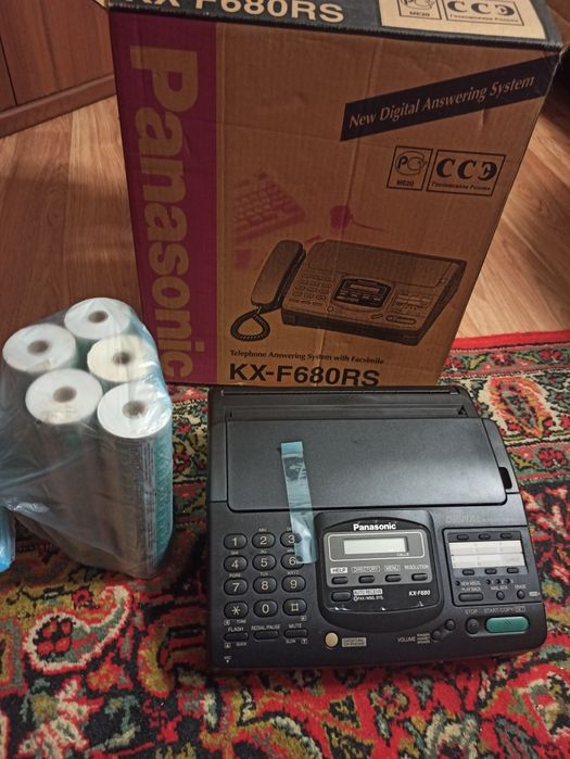 Продам факс Panasonic