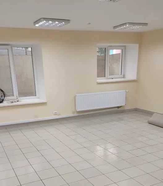Продаж нежитлового приміщення.