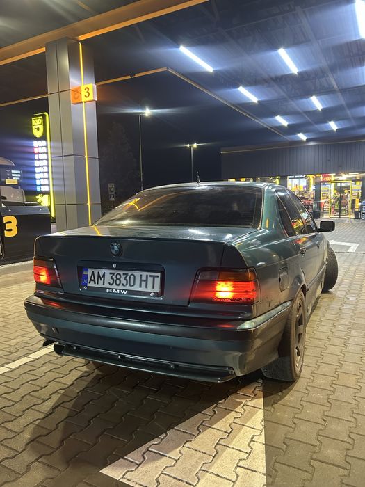 Продам бмв е36 2.0 Газ бензин