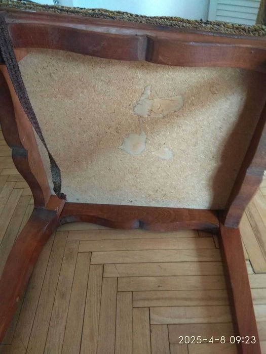 4 стула от гарнитура  Элеонора Румыния стол тумба сервант винтаж