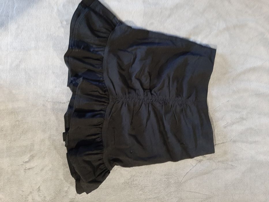 Spódnica czarna z marszczeniem