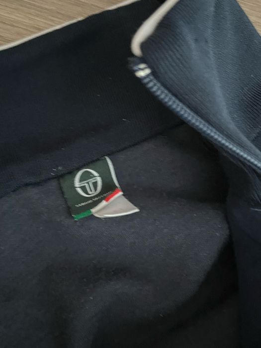 Олімпійка Sergio Tacchini