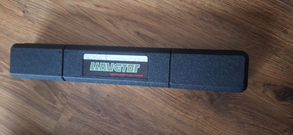 Nowy klucz dynamometryczny 3/4 zakres 10-60.