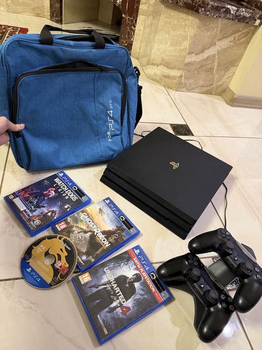 Продаю PlayStation 4 Pro 1TB у хорошому робочому стані.