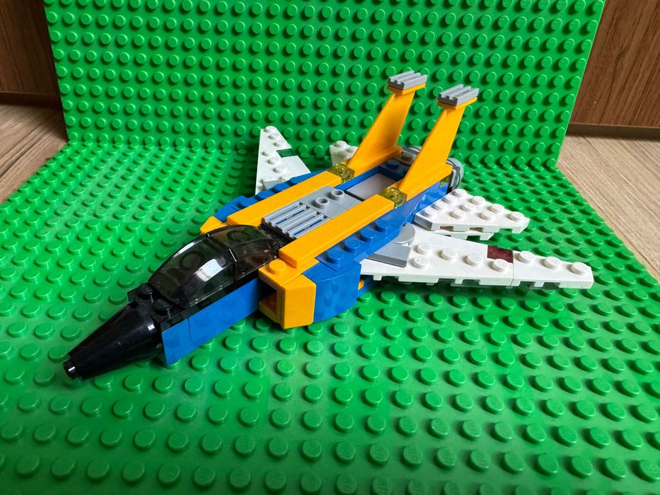 LEGO Creator 31042 Super ścigacz Samoloty 3w1