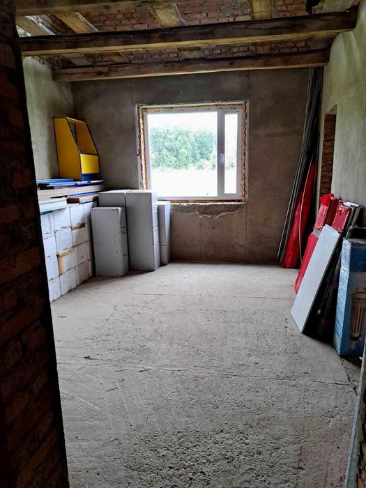 Терміновий продаж будинку в передмісті Луцька біля лісу!