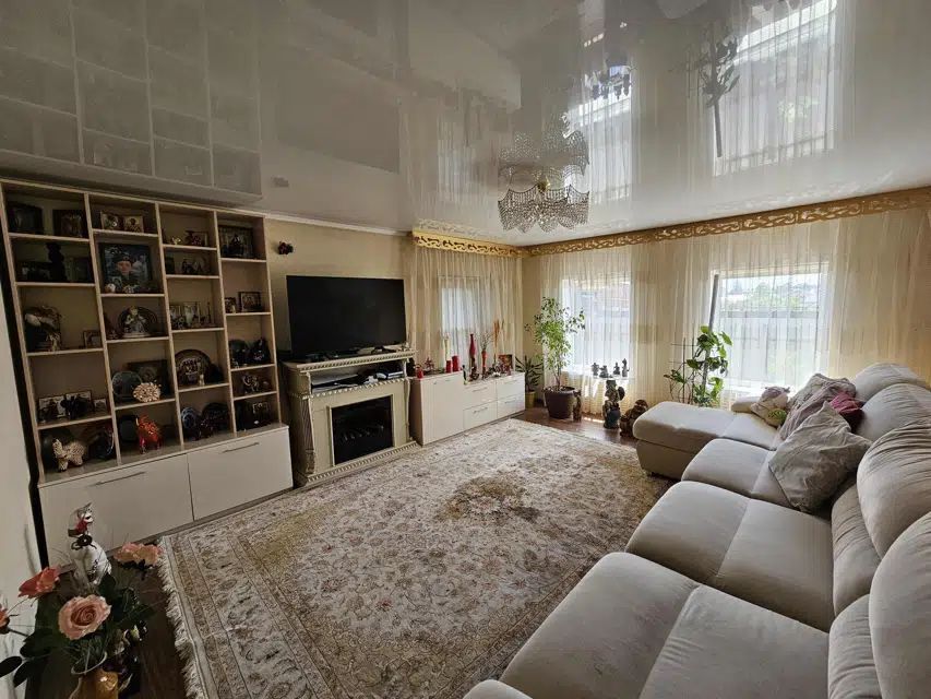 Продается красивый ухоженный дом