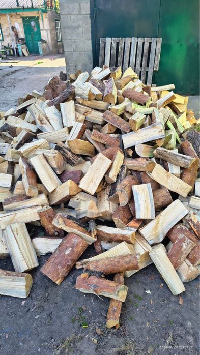 Дрова від 1500грн дуб,ясень,акація та сосна ,колоті. Доставка 1-2 дні.