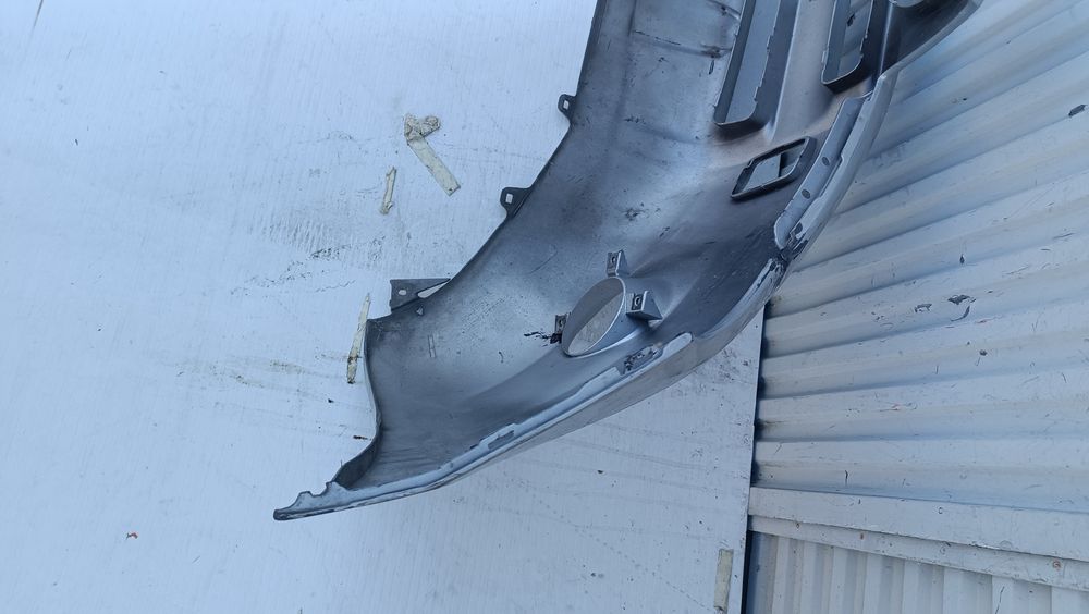 Vendo parachoque de frente Toyota RAV4 ano 2009/12