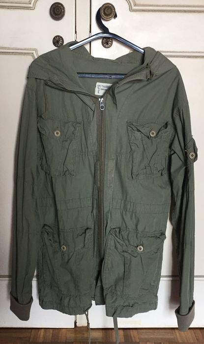 Casaco de meia-estação com capuz verde escuro Pull&Bear Xdye