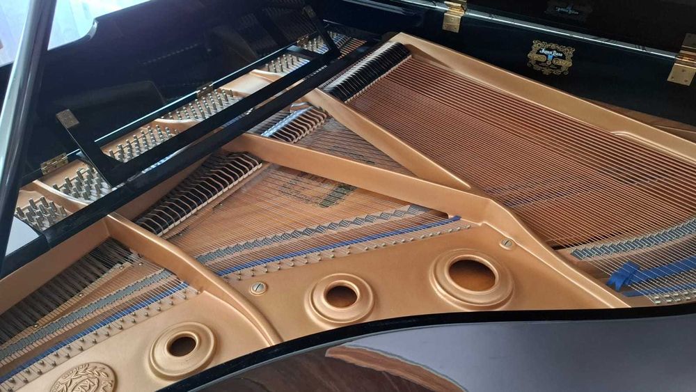 Fortepian gabinetowy Kawai model KG-1C