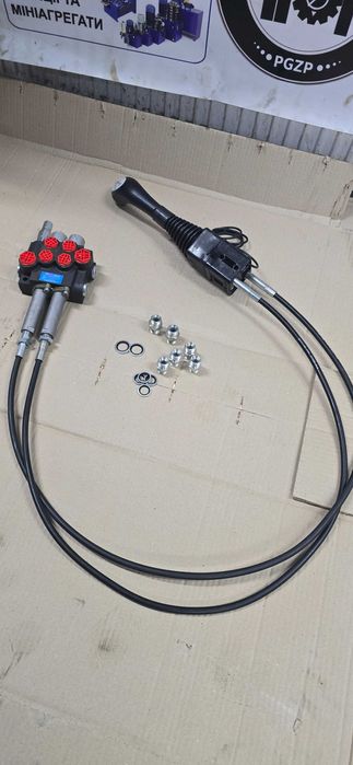 Гідророзподільник джойстик трос на КУН для МТЗ, ЮМЗ навантажувач,