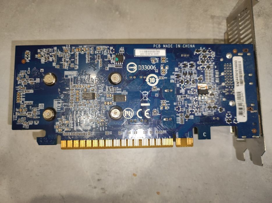 Placa gráfica GTX 750ti 2gb ddr5 low profile