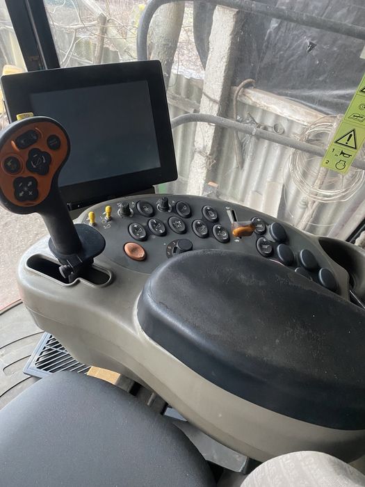 Продам комбайн CASE 8010