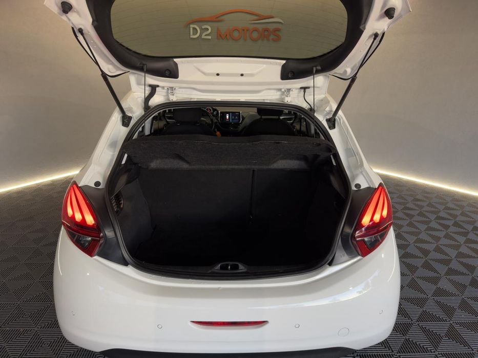 Peugeot 208 1.6 BlueHDi Style