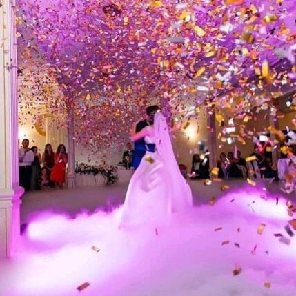 Тяжелый дым, холодные фонтаны,пневмогирлянды, конфетти