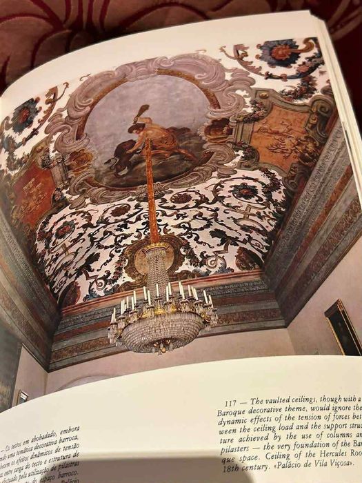 Livro Oriente e Ocidente nos interiores em Portugal