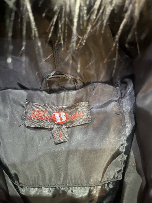 Płaszcz puchowy czarny damski