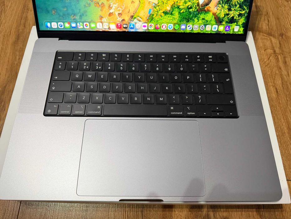 MacBook Pro M1 Pro 16'' 2021 32GB 1TB SSD