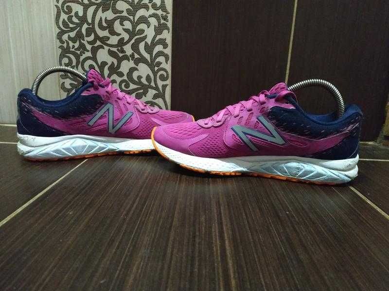 Женские кроссовки new balance vazee prism v2 w originals