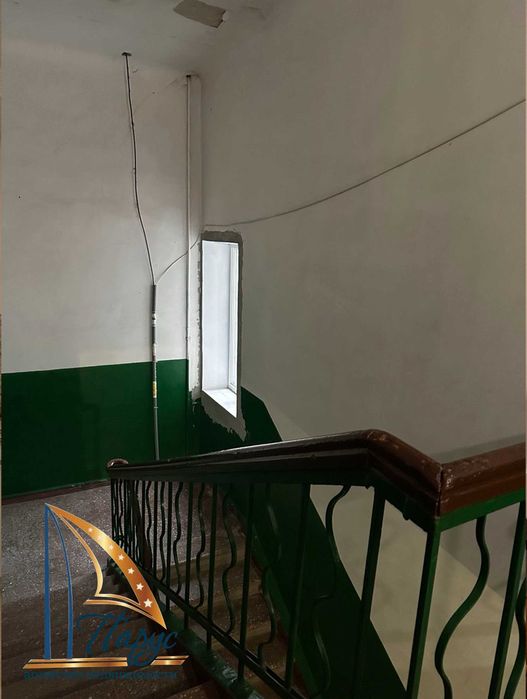 1-кімнатна  Південноукраїнська 5/5