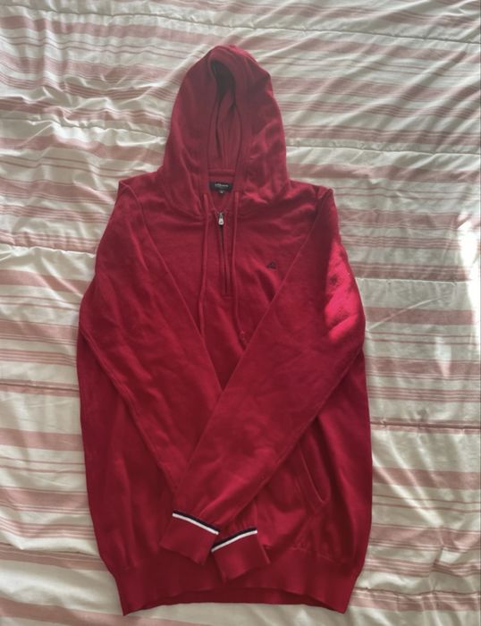 Polo vermelho da Quebramar