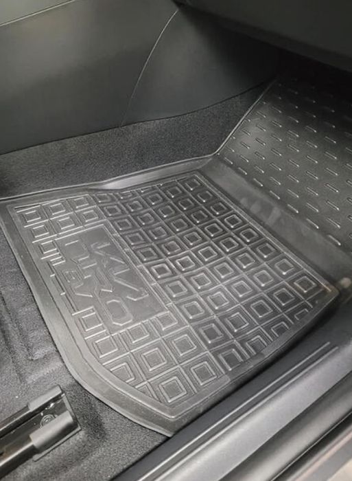 КОВРИКИ В САЛОН та багажник з ВИСОКИМИ БОРТИКАМИ Є на всі марки авто!!