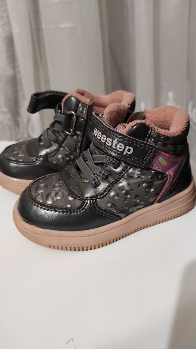 Ботинки на дівчинку 22 розмір