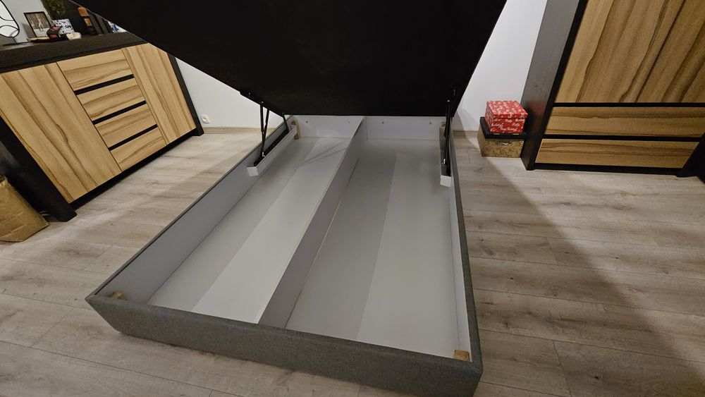 Solidne łóżko 140x200