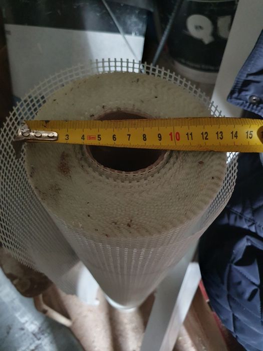 Rede para barramento em paredes e muros