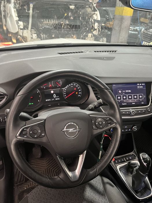 Opel crossland X
