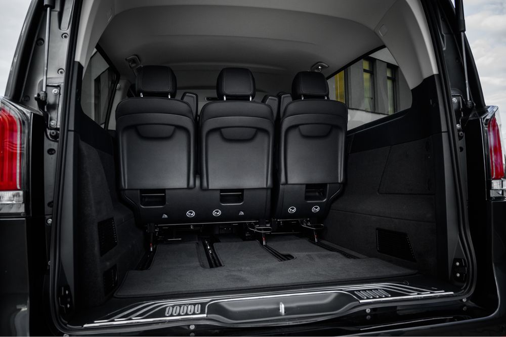 Wynajem bus Nowy Mercedes V klasa 2024 Premium nowy salon