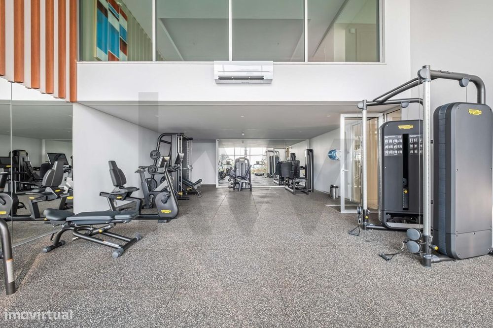 Apartamento T2 Edifício Madeira Palace Residences - Localizado Na Estr