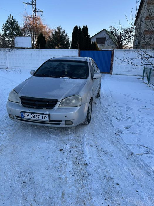 Продам  авто,возможен обмен на авто с коробкой автомат.