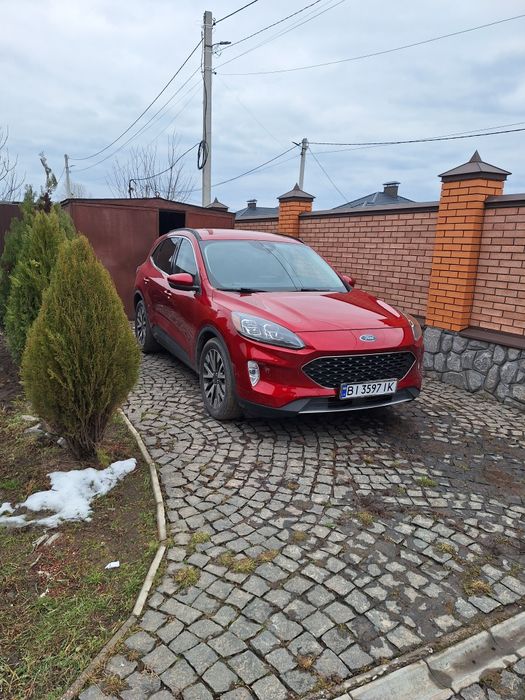 Ford Escape Titanium hybrid