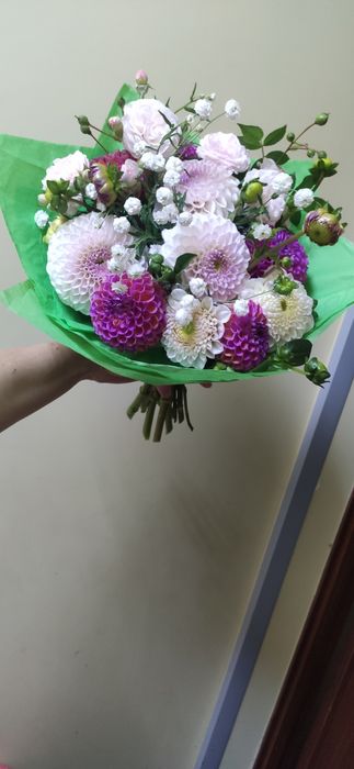 Жоржини зріз, можна букети!