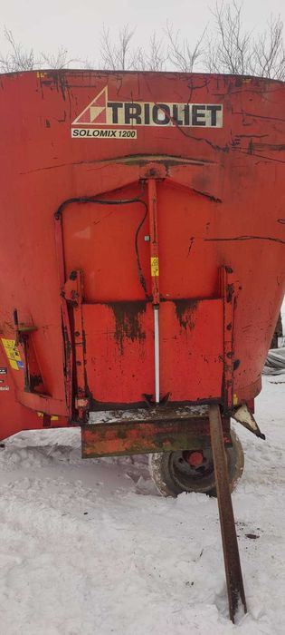 Paszowóz Trioliet solomix 1200