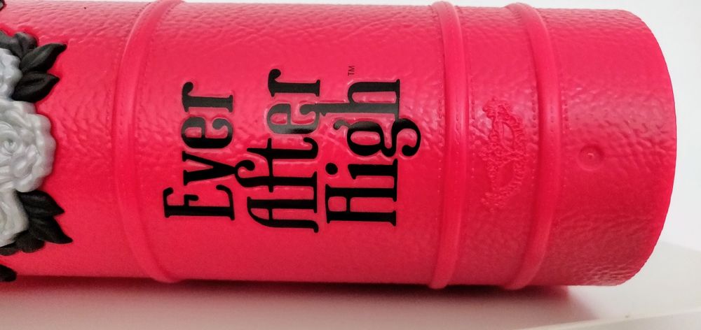 Ever After High Briar Beauty Thronecoming book house