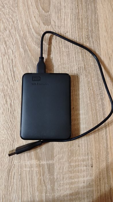 Жорсткий диск Western Digital Elements 1TB  USB 3.0