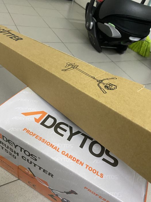 Rocadora a gasolina nova em caixa