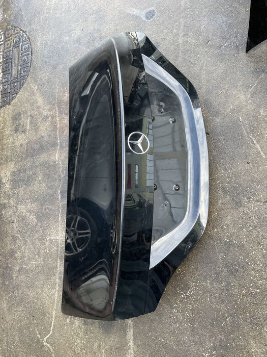 Tampa da Mala Mercedes CLA 2016