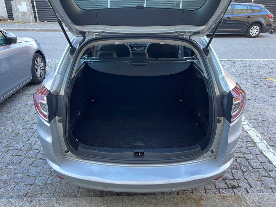 Renault Mégane ST 1.5 dCi Dynamiq (110 cv - 6 Vel.) c/ Extras